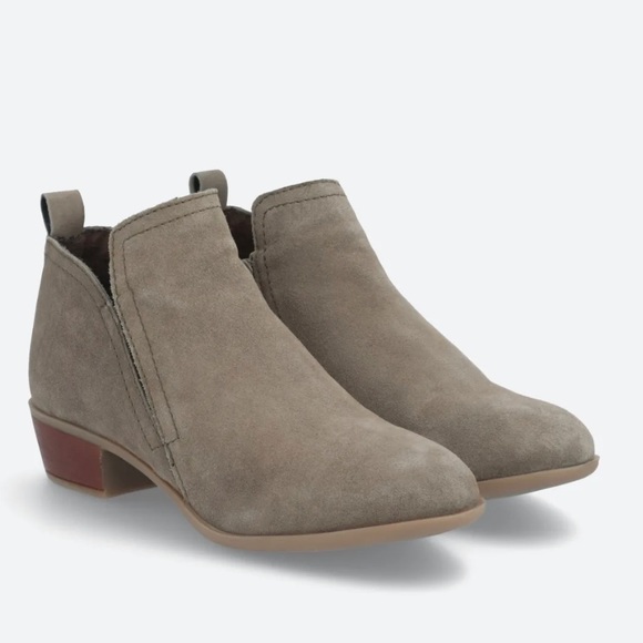Diba | Layla Suede Bootie in Taupe Size 7.5 - Picture 1 of 8